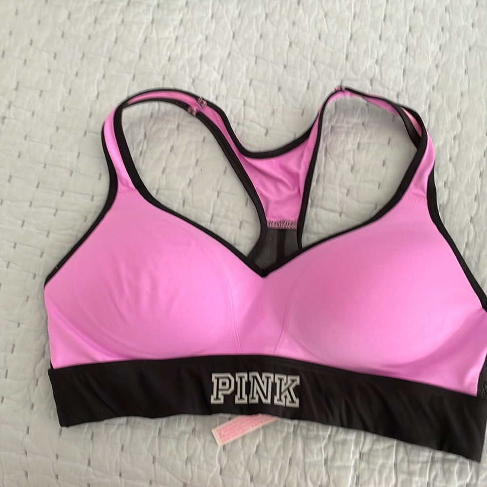 Victoria’s Secret PINK sports bra like new exc condition pink.  Size Small